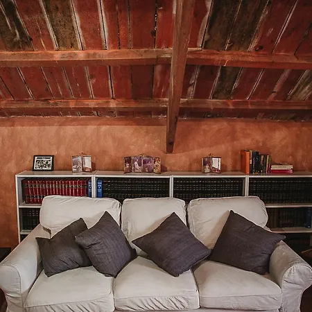 Cortijo Santa Clara مزرعة للإقامة *