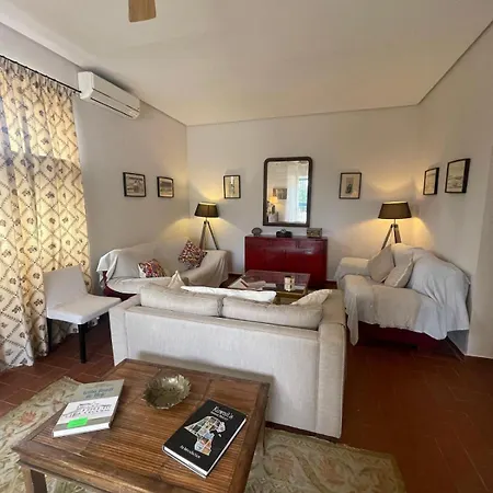 Cortijo Santa Clara Farm stay *