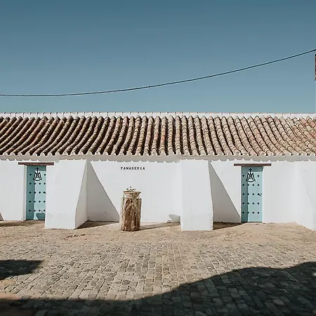 Cortijo Santa Clara Carmona (Seville)