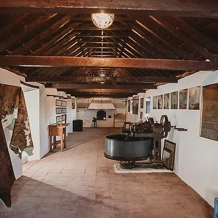 Farm stay Cortijo Santa Clara Carmona (Seville)